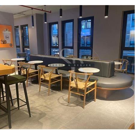 Danish Wishbone Masa Takımı